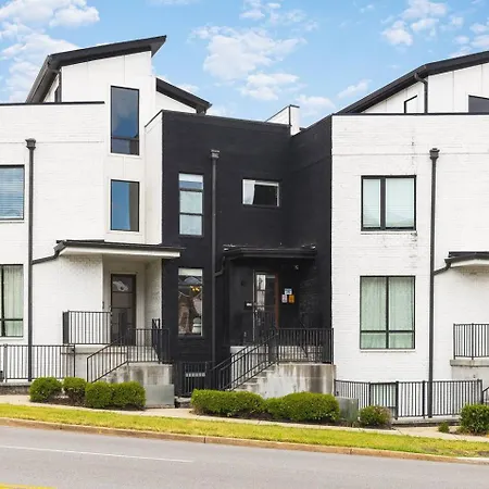 Rooftop Deck Firepit And Garage Walk To 12 South And Restaurants *