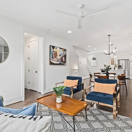 Holiday home Walk To 12 South And Belmont With Garage Firepit And Patio Nashville