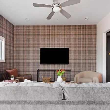 Holiday home The Hadden House - Rooftop Lounge With Firepit Nashville