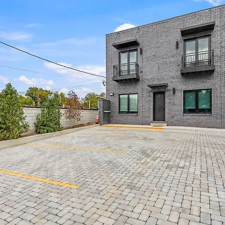 Kays Hideaway - Brand New & Beautifully Designed Apartment *