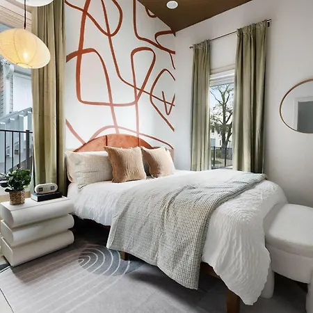 Kays Hideaway - Brand New & Beautifully Designed Apartment Nashville