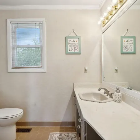 Holiday home Huge Family Wildlife Retreat Close To The Nashville