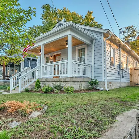 Fully Furnished With Deck Near Center *