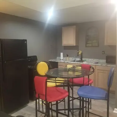 The Word's Triple-e Abnb Apartment Nashville