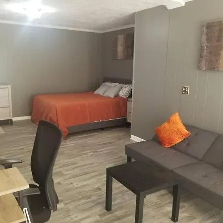 The Word's Triple-e Abnb Apartment Nashville