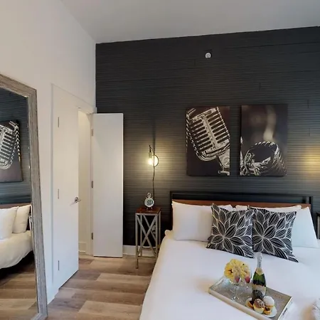Holiday home Great Location 1 Bedroom Sleeps 4 *