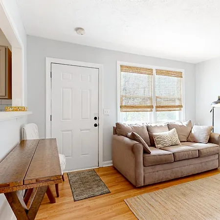 Geodis Apartment