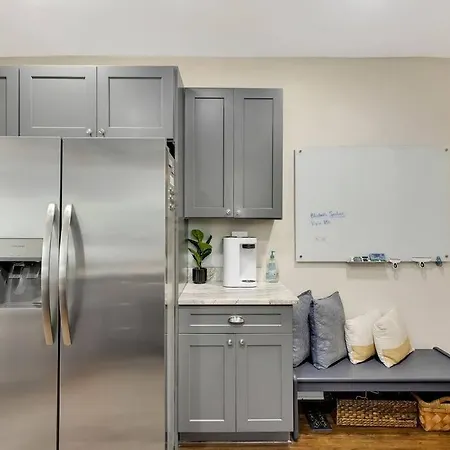 Private House Downtown - Near Broadway! * Nashville