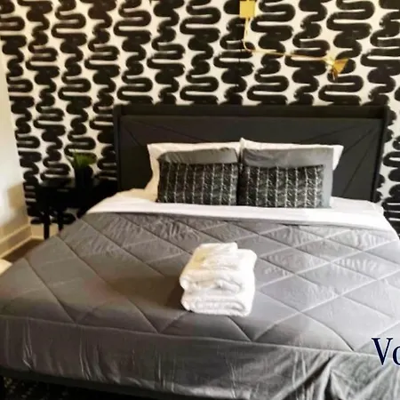 Vogue Life Trendy 4br House Ensuites *