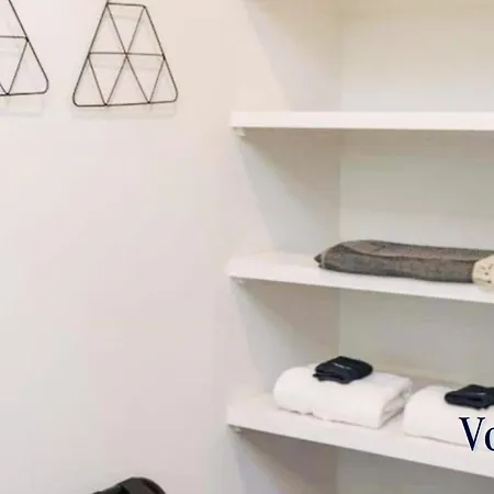 Vogue Life Trendy 4br House Ensuites *
