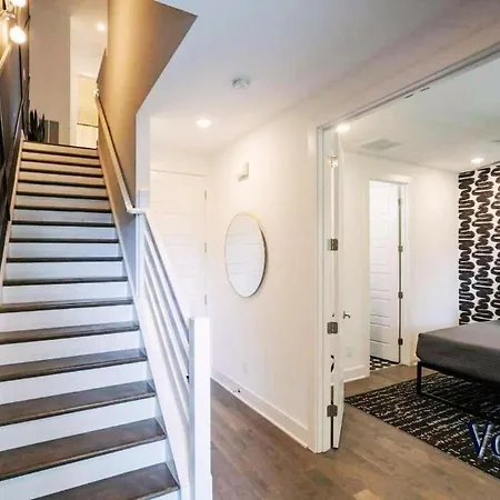 Vogue Life Trendy 4br House Ensuites Apartment