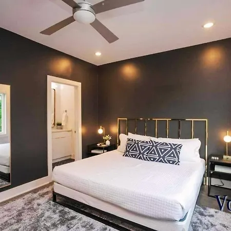 Apartment Vogue Life Trendy 4br House Ensuites