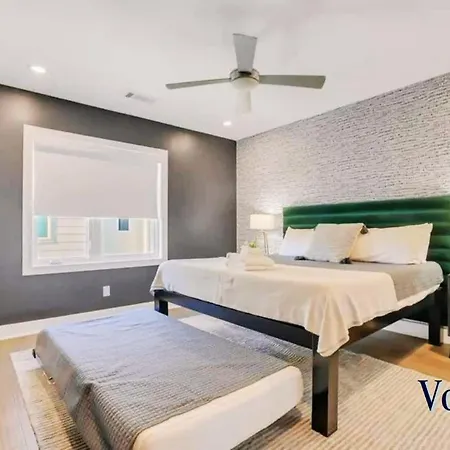 Vogue Life Trendy 4br House Ensuites * Nashville