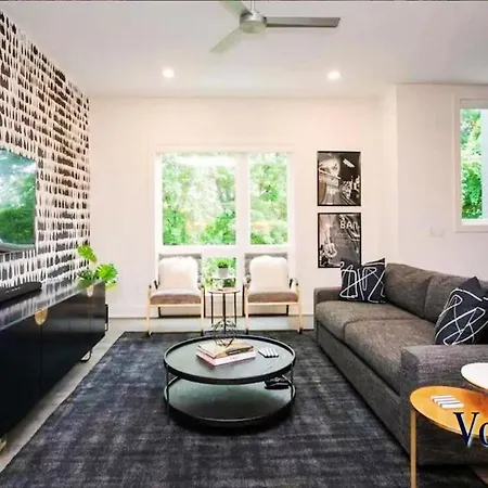 Vogue Life Trendy 4br House Ensuites *