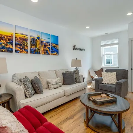 Holiday home - 4908 Delaware Ave Unit G