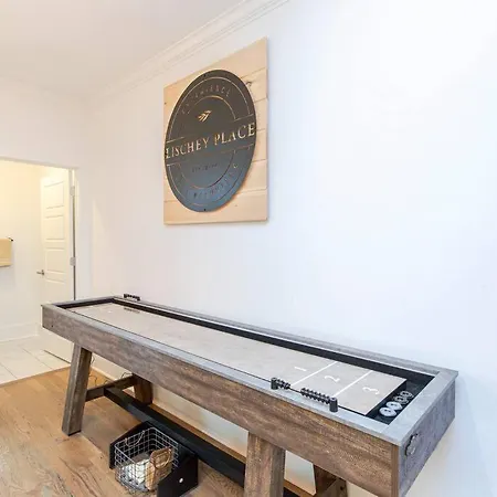 Spacious W Rooftop Deck And Mural! 10 Min 2 Dt Nashville