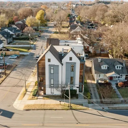 East Nash Rooftop 3 En-Suites City Views Holiday home