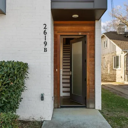East Nash Rooftop 3 En-Suites City Views