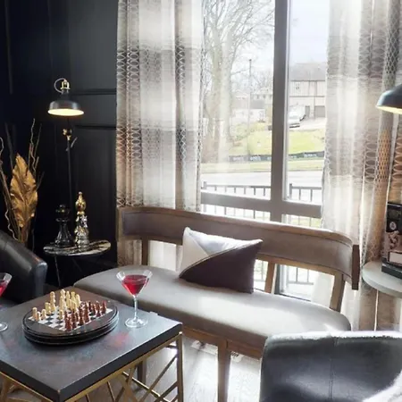 Luxury In Music Row The Gulch Is Minutes Away Holiday home Nashville