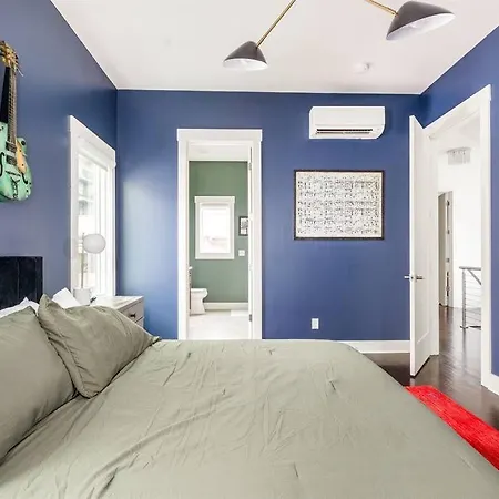 Luxury House - Heated Pool - In The Gulch - Walk Anywhere * Nashville