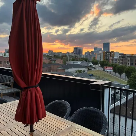 Muse- Morgan Wallen Speakeasy And Giant Balcony