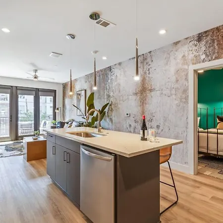 Walk To Nightlife, Vanderbilt, Minutes To Broadway * Nashville