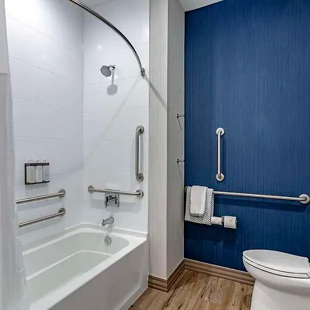 Cambria Airport 5* Nashville