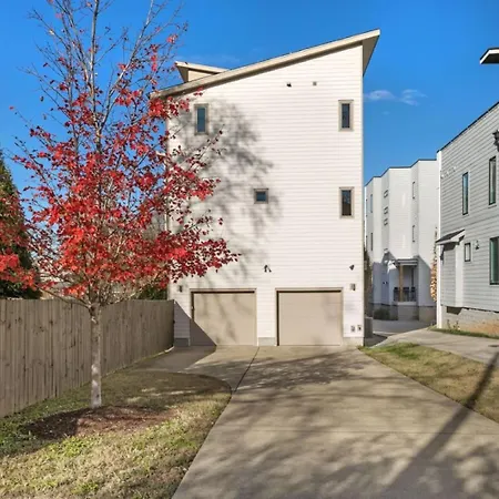 Holiday home Downtown W Rooftop Deck 4 Bedrooms 3 Baths Nashville