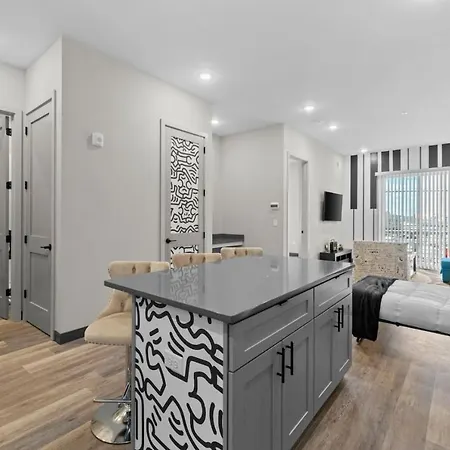 Alto 418 Apartment *