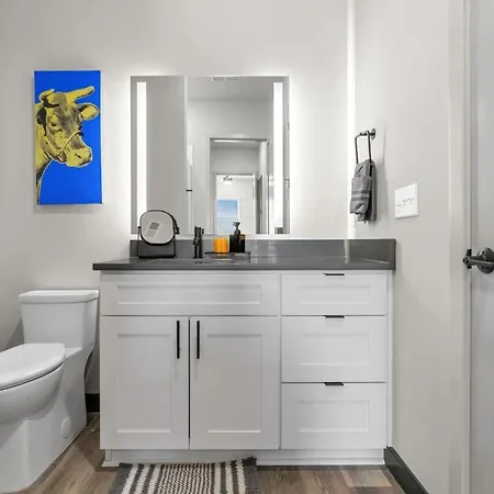 Alto 414 Apartment