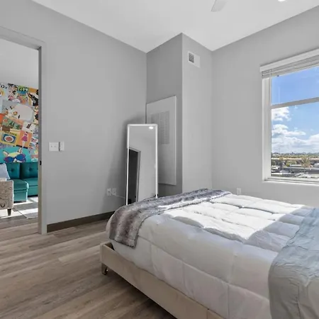 Alto 408 Apartment *