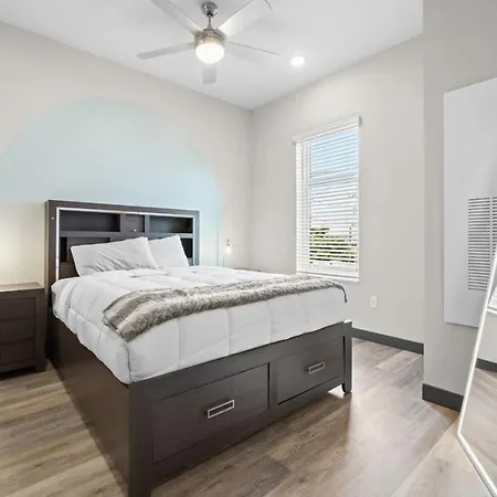 Apartment Charming - 8 Minutes To Broadway *