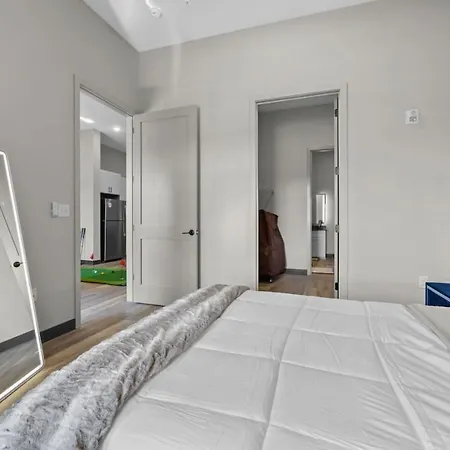 Alto 105 Apartment *