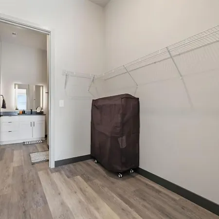Alto 109 Apartment *