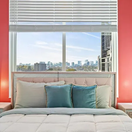 Vibrant Getaway - Cozy 2b Near Broadway *