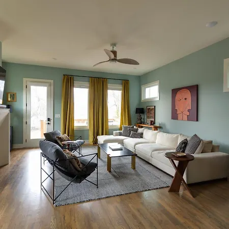 The Lyric - New Luxury Home, Rooftop With Firepit! Nashville
