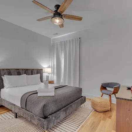 Lux East Nash-awesome Location- 30 Days Holiday home Nashville