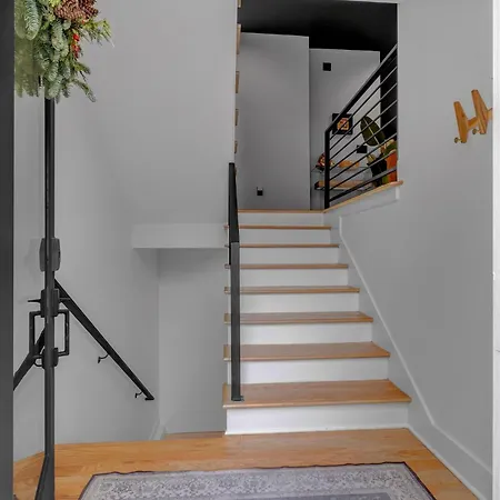 Holiday home Lux East Nash-awesome Location- 30 Days