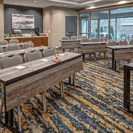 By Marriott Hills 3* Nashville