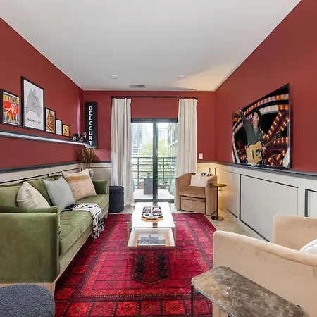 - 635 7th Ave S Unit 412