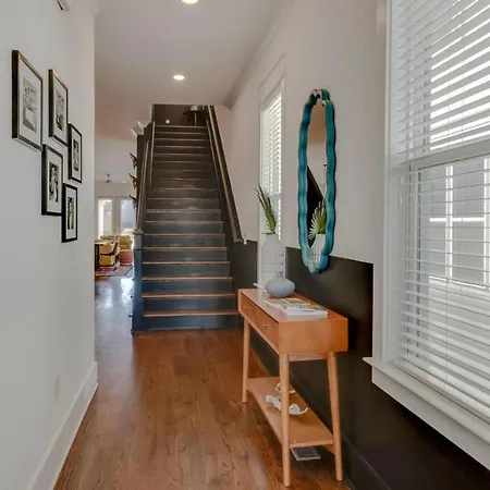 Spectacular Vibes - 5 Stars - Giant Covered Patio *