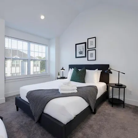 Beautiful Music Townhome Great Location Holiday home Nashville