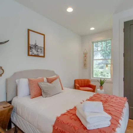 Luxury Super Ultra Comfort 12 Beds Holiday home Nashville