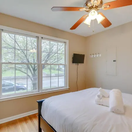 Bright And Fresh Large Backyard Minutes To Broadway Nashville
