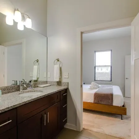 Contemporary Music Row Belmont Area Apartment
