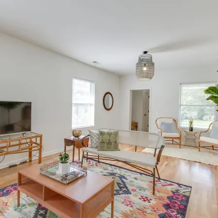Cozy Downtown Charmer 3 Bedroom 2 Bath Walk To Gulch Holiday home Nashville