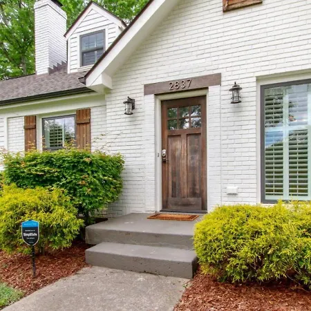 Holiday home East Paradise 4 Bedroom Large Backyard Nashville