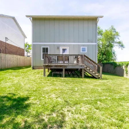 Hilltop Charmer Super Close To Downtown Three Bedroom * Nashville