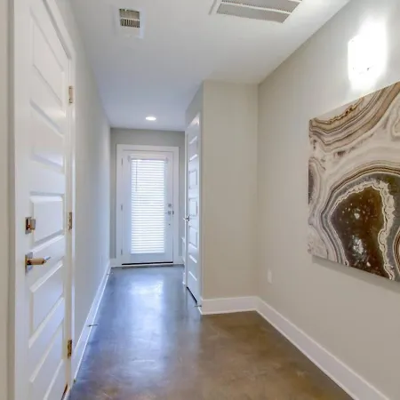 Holiday home Relaxing Urban Escape Minutes To Downtown Nashville