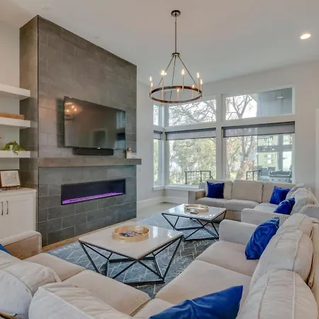 Spacious Gulch Retreat Super Skyline Views Holiday home *